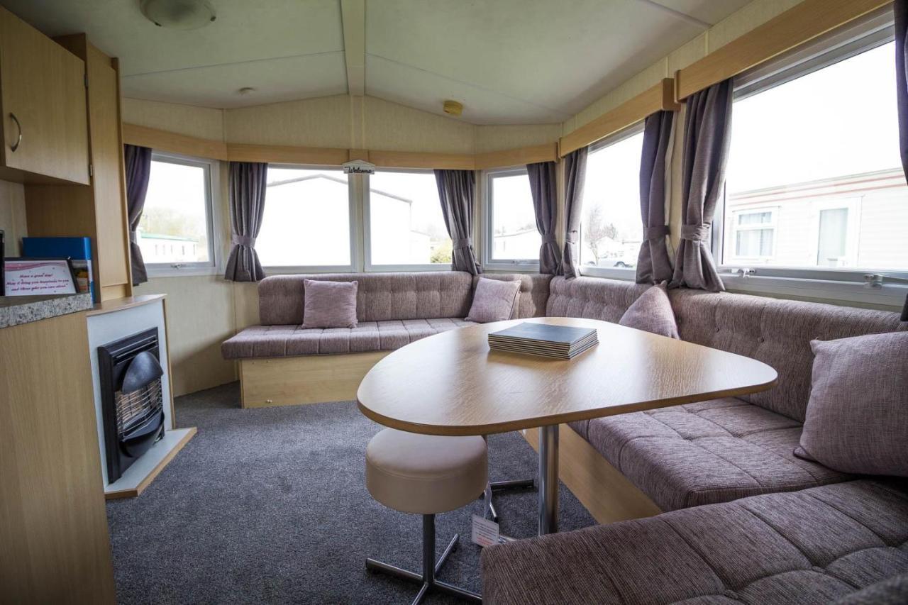 Lovely 8 Berth Caravan At Southview Holiday Park In Skegness Ref 33061C Hotel Buitenkant foto