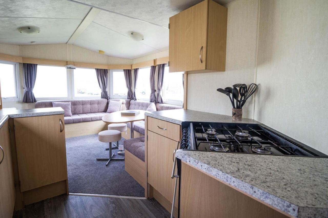 Lovely 8 Berth Caravan At Southview Holiday Park In Skegness Ref 33061C Hotel Buitenkant foto