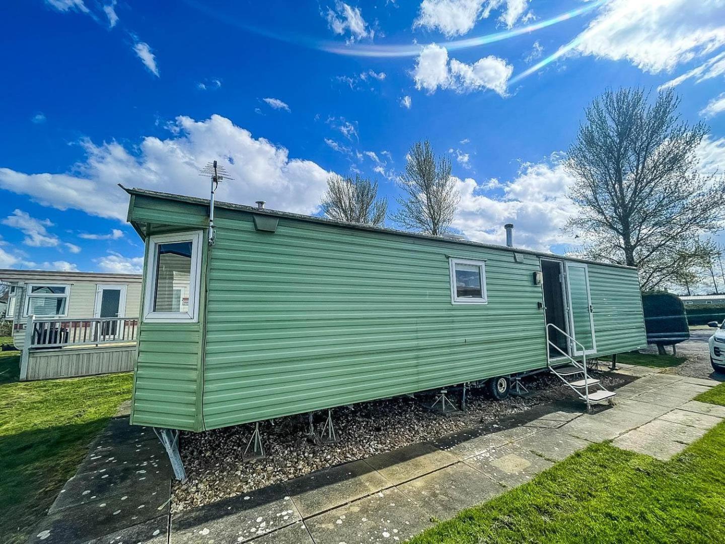 Lovely 8 Berth Caravan At Southview Holiday Park In Skegness Ref 33061C Hotel Buitenkant foto